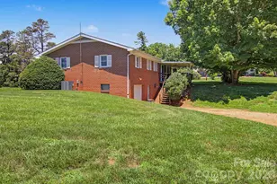 788 Alexander Rd, Alexander, NC 28701 - Photo 5