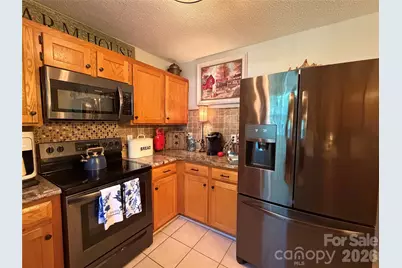 110 E Pine Street, Maiden, NC 28650 - Photo 5