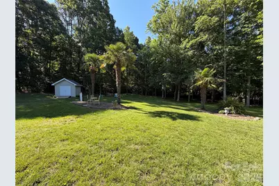 110 E Pine Street, Maiden, NC 28650 - Photo 17