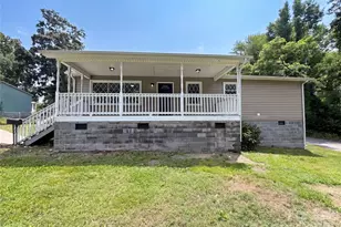 313 Black St, Cherryville, NC 28021 - Photo 13