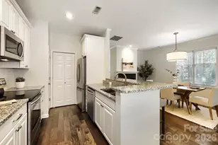 2515 Dilworth Heights Ln, Charlotte, NC 28209 - Photo 9