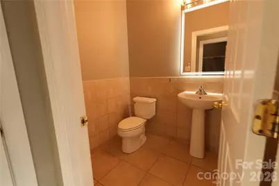 6410 Castlewynd Court, Charlotte, NC 28212 - Photo 15