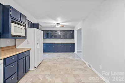 10932 Osprey Drive, Charlotte, NC 28226 - Photo 9