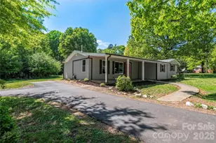 404 Dogwood Ln, Statesville, NC 28625 - Photo 3
