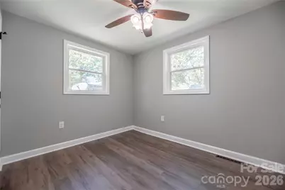 404 Dogwood Lane, Statesville, NC 28625 - Photo 17