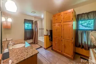 114 Dewberry Ln, Burnsville, NC 28705 - Photo 17