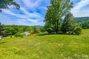 114 Dewberry Ln, Burnsville, NC 28705 - Photo 7