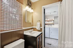 7419 Meadowdale Ln, Charlotte, NC 28212 - Photo 15