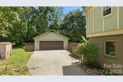 7419 Meadowdale Lane, Charlotte, NC 28212 - Photo 25