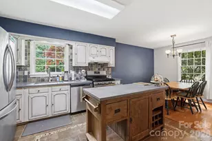 7419 Meadowdale Ln, Charlotte, NC 28212 - Photo 7