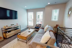 244 Uptown W Dr, Charlotte, NC 28208 - Photo 7