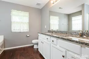 3926 Cameron Creek Dr, Matthews, NC 28105 - Photo 35