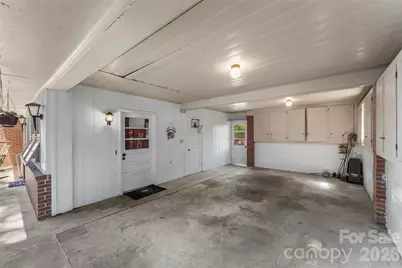 101 Falls Street, Morganton, NC 28655 - Photo 21