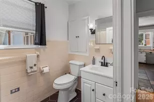101 Falls St, Morganton, NC 28655 - Photo 17
