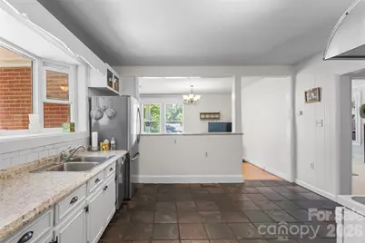 101 Falls Street, Morganton, NC 28655 - Photo 9