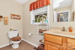 305 Majestic Mountain Dr, Burnsville, NC 28714 - Photo 37