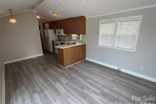 115 Badin Vw Rd, New London, NC 28127 - Photo 9