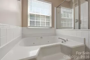 4439 Rock Stream Dr, Charlotte, NC 28269 - Photo 19
