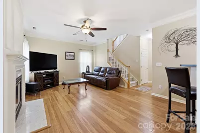 4439 Rock Stream Drive, Charlotte, NC 28269 - Photo 9