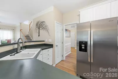 4439 Rock Stream Drive, Charlotte, NC 28269 - Photo 5