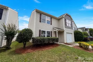 2534 Stream Bank Dr, Charlotte, NC 28269 - Photo 1