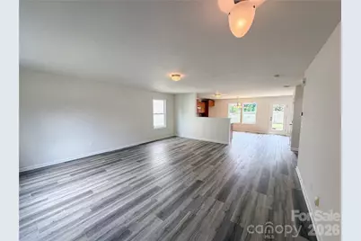 2534 Stream Bank Drive, Charlotte, NC 28269 - Photo 5