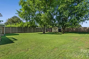 109 Globe St, Mount Holly, NC 28120 - Photo 27