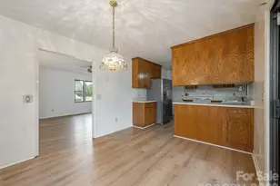 2 Bannerwood Dr, Horse Shoe, NC 28742 - Photo 13