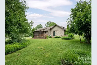 2 Bannerwood Drive, Horse Shoe, NC 28742 - Photo 27