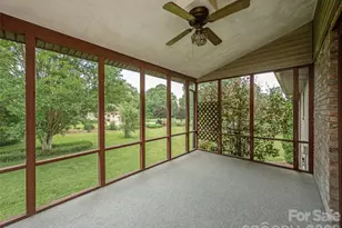 2 Bannerwood Dr, Horse Shoe, NC 28742 - Photo 9