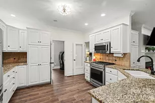6128 Lake Providence Ln, Charlotte, NC 28277 - Photo 11