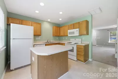 12368 Hennigan Place Lane, Charlotte, NC 28214 - Photo 11