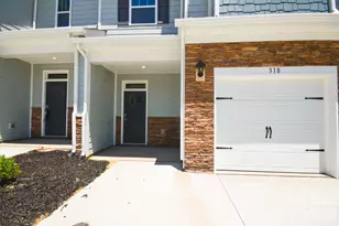 405 Creekview Rd, Hendersonville, NC 28792 - Photo 3
