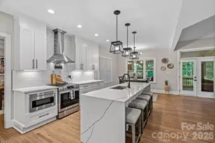 5634 Camelot Dr, Charlotte, NC 28270 - Photo 7