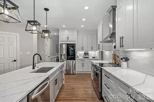 5634 Camelot Dr, Charlotte, NC 28270 - Photo 11