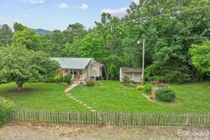 140 Locust Grove Rd, Weaverville, NC 28787 - Photo 33