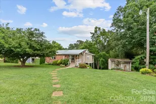140 Locust Grove Rd, Weaverville, NC 28787 - Photo 1