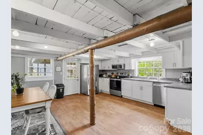 140 Locust Grove Road, Weaverville, NC 28787 - Photo 5