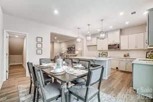 7516 Hodges Meadow Ln, Charlotte, NC 28213 - Photo 11