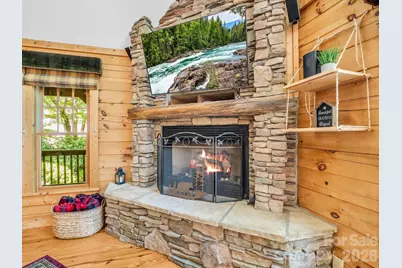 136 Dalton Court, Lake Lure, NC 28746 - Photo 9