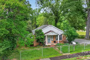 13 E Murray St, Maiden, NC 28650 - Photo 3