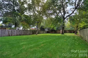 3215 Cambridge Rd, Charlotte, NC 28209 - Photo 27