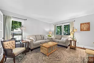 10924 Pampas Cir, Charlotte, NC 28226 - Photo 5