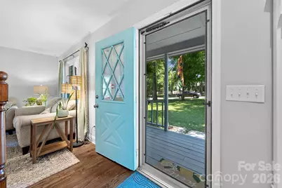 10924 Pampas Circle, Charlotte, NC 28226 - Photo 3