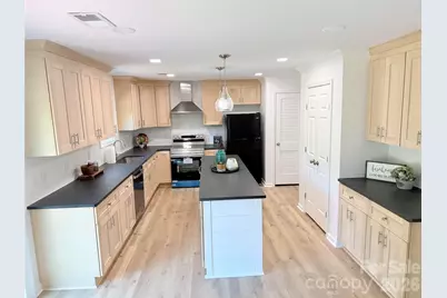 7553 Katherine Drive, Denver, NC 28037 - Photo 3