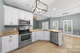 2340 Keswick Ln, Rock Hill, SC 29732 - Photo 11