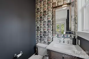 812 Ideal Way, Charlotte, NC 28203 - Photo 17