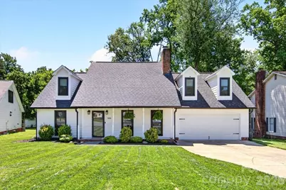 9018 Hunters Pointe Drive, Huntersville, NC 28078 - Photo 1