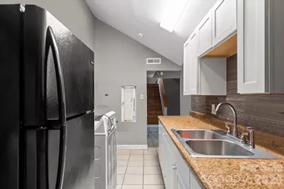 322 Salisbury Road, Statesville, NC 28677 - Photo 17