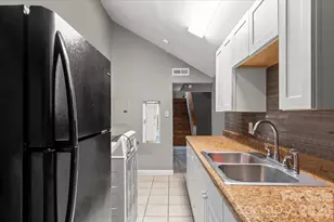 322 Salisbury Rd, Statesville, NC 28677 - Photo 17